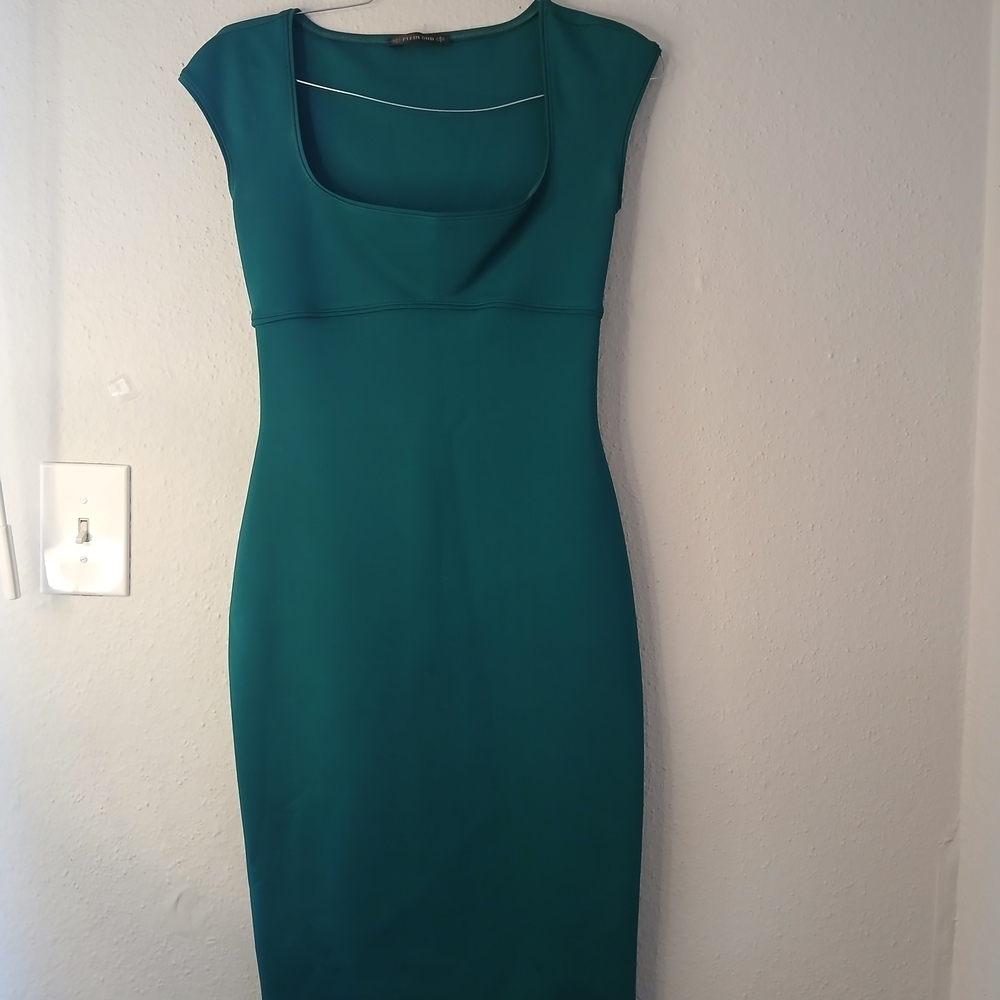Plein Sud Emerald Dress. - Picture 4 of 7